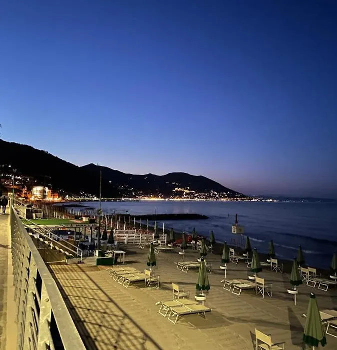 Hotel Del Golfo-1